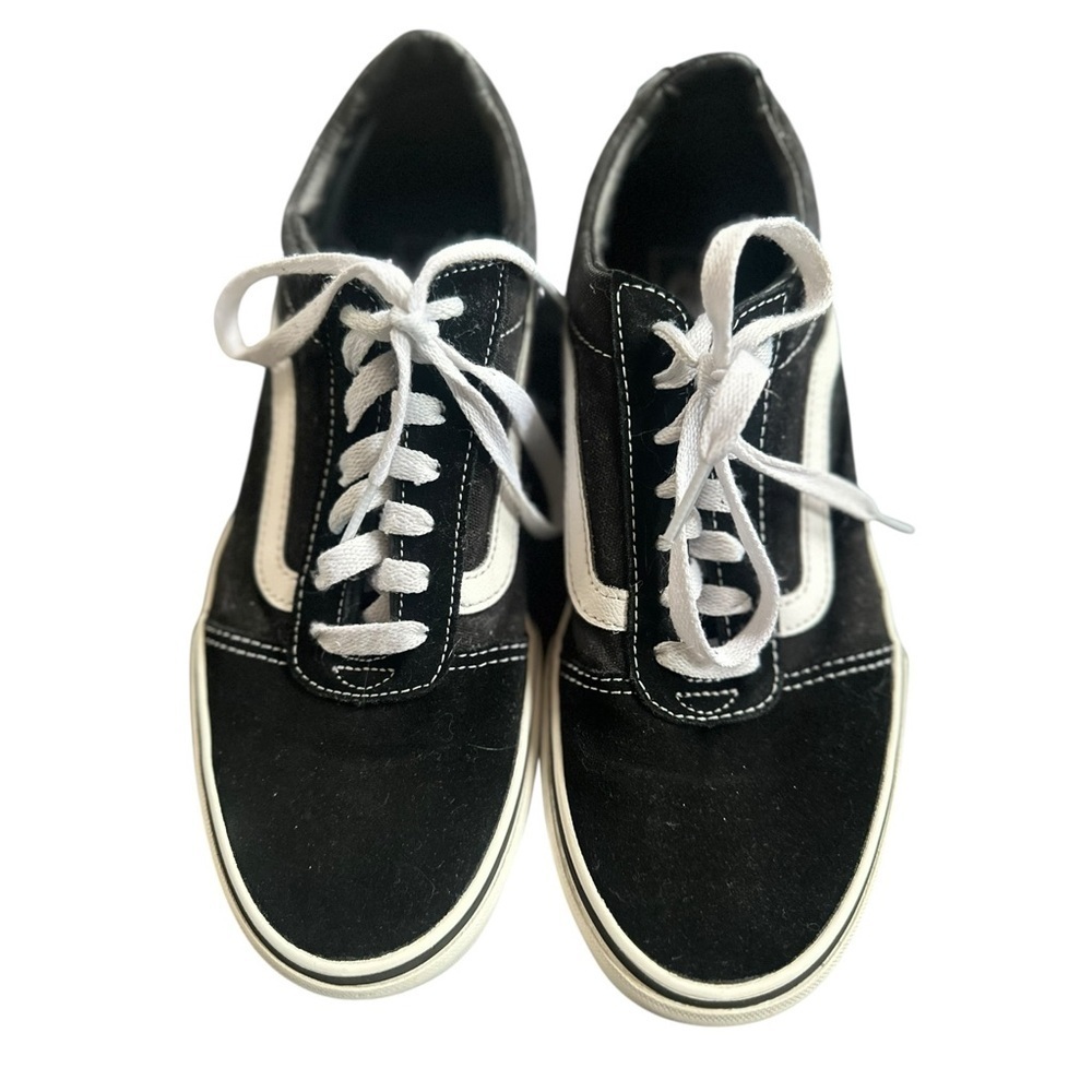 Vans Men’s Sneakers Black & White Size 9.0